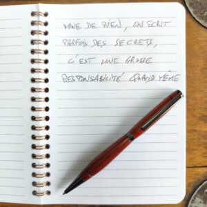 Fabrication artisanale en padouk